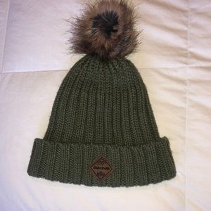 Dakine fleece lined hat